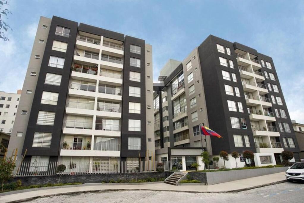 Coliving Ecuador Apartamentos Sector Swiss Hotel Quito Ngoại thất bức ảnh