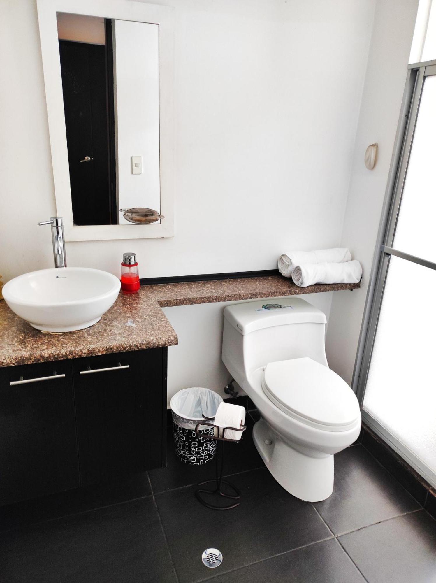 Coliving Ecuador Apartamentos Sector Swiss Hotel Quito Ngoại thất bức ảnh